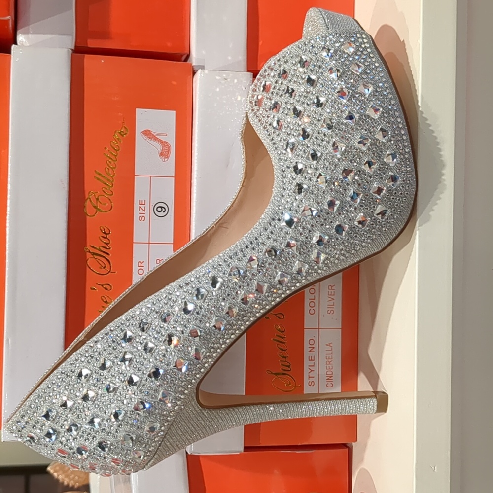 4 inch 👠 Heels Platforms Silver